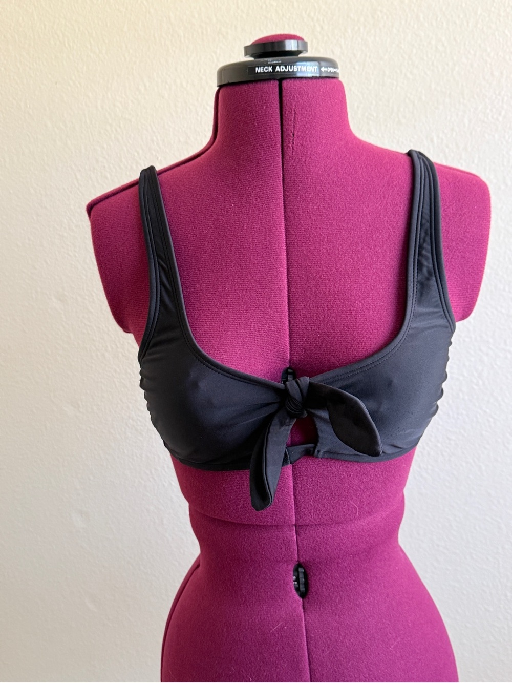 Women’s Black Tie-Front Bikini Top Size M Adjustable straps